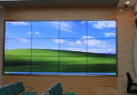 大新液晶拼接屏的另类用法。